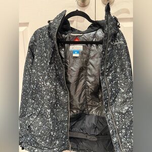 Columbia Black and Silver Patterned Jacket